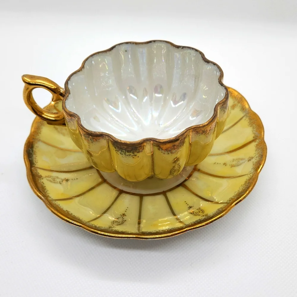Vintage Royal Sealy Porcelain Yellow and Gold Lusterware 3 Footed Tea Cup,Saucer - Picture 3 of 6